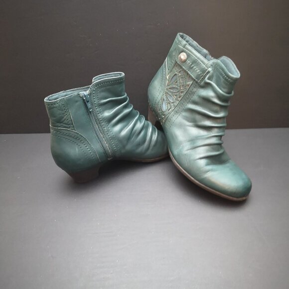 Rockport Ladies Size 7W Teal Leather Upper Cobb Hill Ankle Booties - Picture 1 of 10